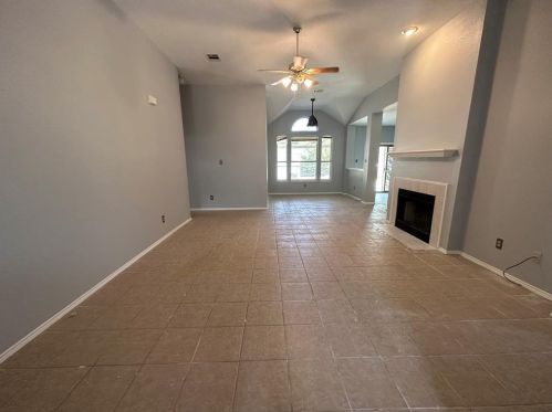 303 Steeplechase Dr, Georgetown TX  78626-6331 exterior