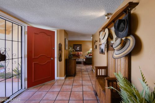 808 Abrego Dr, Green Valley AZ  85614-3641 exterior