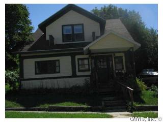 105 Main St, Oswegatchie, NY 13691-2129