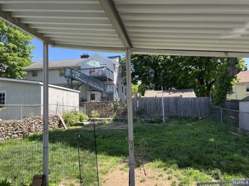 13 King St, Dover NJ  07801-2704 exterior