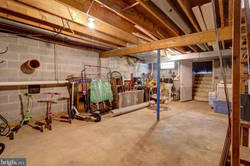 1942 Bergdoll Ave, Boothwyn PA 19061-2618 exterior