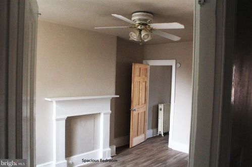 707 Swede St, Norristown, PA 19401-3937