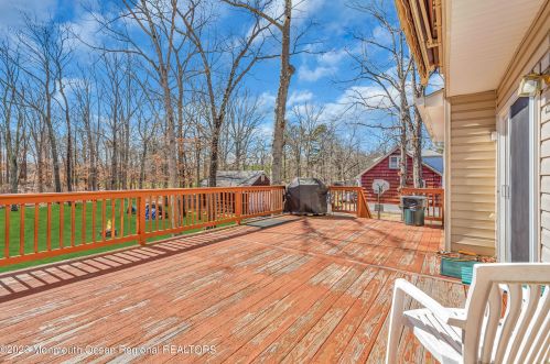 57 Thompson Bridge Rd, Jackson Twp NJ  08527-4623 exterior