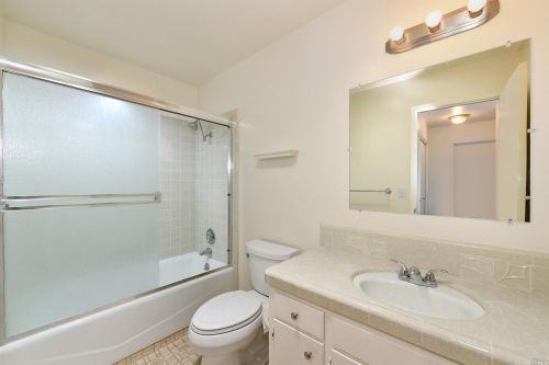 3722 Sleepy Hollow Dr, Santa Rosa CA  95404-1528 exterior