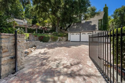 4650 Encino Ave, Van Nuys, CA 91316-3844
