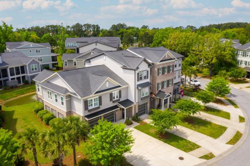 208 Slipper Shell Ct, Mount Pleasant SC  29464-6724 exterior