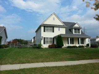 516 Woodland Dr, Rossford OH  43460-1555 exterior