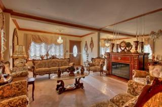 7413 11th Ave, Brooklyn, NY 11228-1925