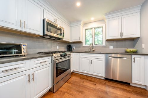 12 Mainsail Cir, Mashpee MA  02649-2848 exterior