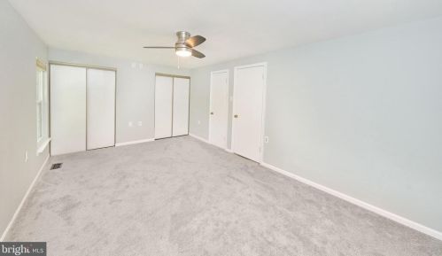 6117 Quiet Pond Ct, Springfield VA  22015-3724 exterior