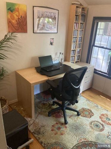 1130 Magnolia Rd, Teaneck NJ  07666-2744 exterior