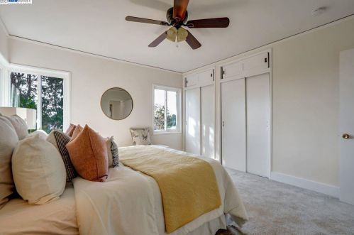 5109 Fairfax Ave, Oakland CA 94601-5410 exterior