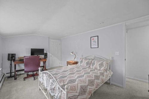 388 Cedar Hill Rd, Fishkill NY  12524-2439 exterior