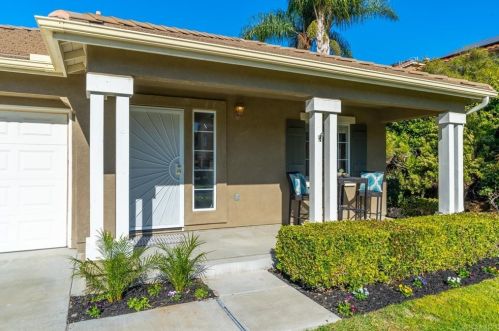 5128 Eliot St, Oceanside CA  92057-2646 exterior