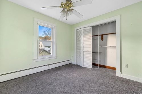 15 Kinney Ave, Norwich CT  06360-6209 exterior