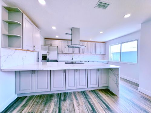 7904 40th St, Hollywood FL  33024-8315 exterior