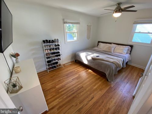 26 Auburn Dr, New Castle DE 19720-2305 exterior