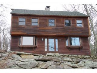 340 Bolton Rd, Winchester NH  03470-2611 exterior