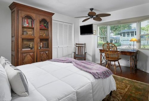 527 Devils Ln, Naples FL  34103-3021 exterior