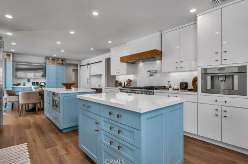 3663 Vigilance Dr, Palos Verdes Estates, CA 90275-6125