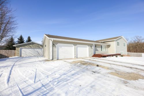 1225 Brigitta Dr, Alex, MN 56308-6623