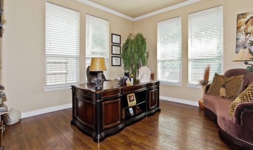 1101 Chesapeake Dr, Midlothian TX exterior