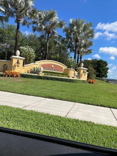 4637 129th Ave, Hollywood, FL 33027-6055