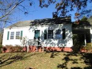 3215 Buffat Mill Rd, Knoxville, TN 37917-2940