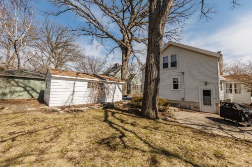 1919 Church St, Milwaukee WI 53213-2129 exterior