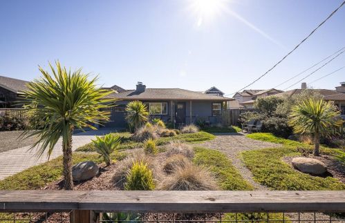 400 Redondo Beach Rd, Princeton By The Sea, CA 94019-2224