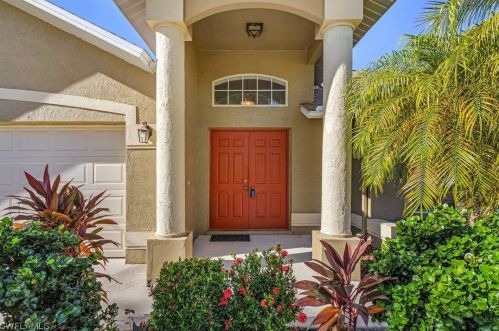 3022 27th Pl, Cape Coral, FL 33914-4721