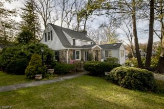 154 Rainbow Trl, Parsippany NJ  07834-3214 exterior