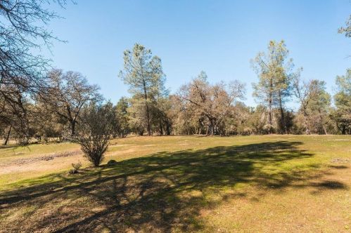11262 Long Valley Rd, Lake Wildwood, CA 95946-8957