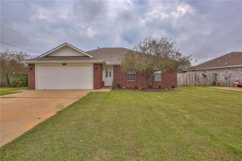 610 Sun Meadow Dr, Centerton, AR 72719-9616