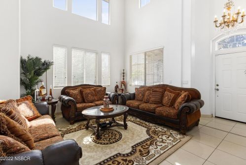 1007 Anabelle St, Santa Maria CA 93458-7315 exterior