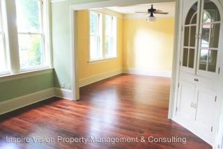 1230 21st Ave, Portland OR  97209-1609 exterior