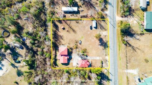 10132 Highway 2301, Youngstown FL  32466-2448 exterior