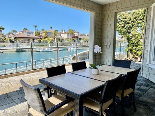 4157 Hemlock St, Oxnard CA  93035-1441 exterior