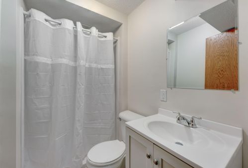 659 California Ave, Saint Paul MN  55106-1001 exterior