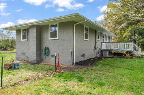 6762 Johnstown Utica Rd, Johnstown OH  43031-9407 exterior