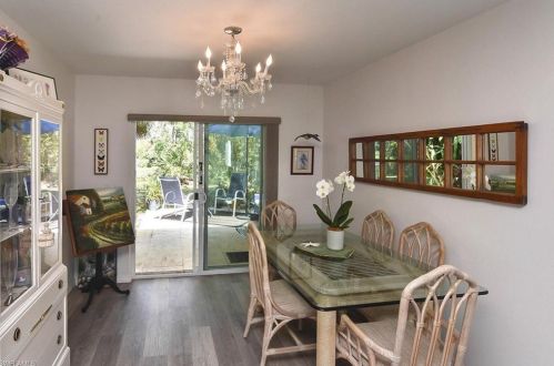 1097 Alhambra Cir, Naples FL 34103-3287 exterior