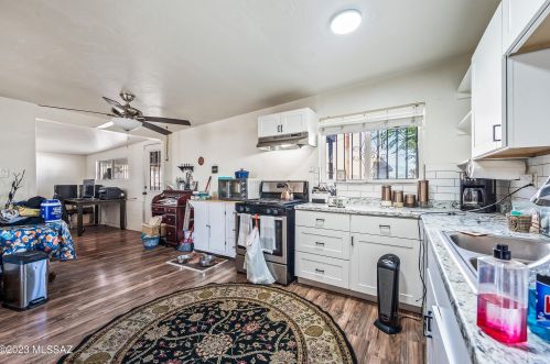 7451 Juarez St, Tucson AZ  85710-5549 exterior