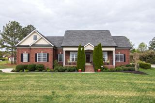 7952 Grimsby Cir, Harrisburg, NC 28075-7301