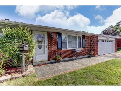 4513 Skylark Dr, Englewood, OH 45322-3743
