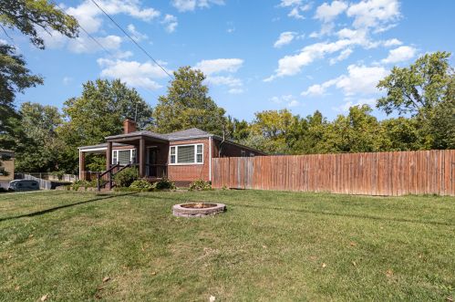 13 Meadow Ln, Florence KY  41042-2642 exterior