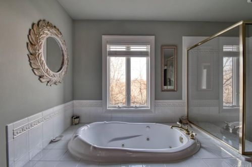 8 Silo Ln, Warwick NY  10990-2872 exterior