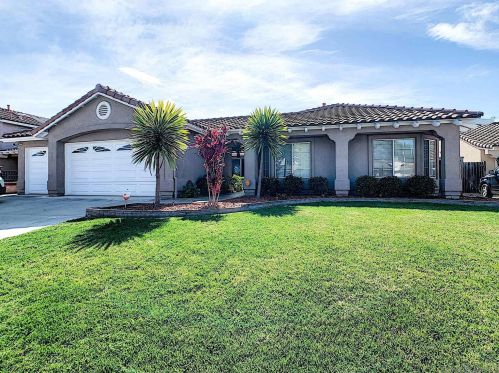 49 Avenida Descanso, Oceanside, CA 92057-6036