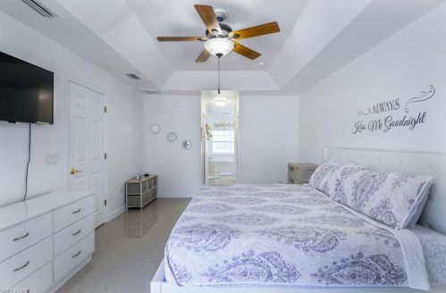 814 Thompson Ave, Lehigh Acres FL 33972-3312 exterior