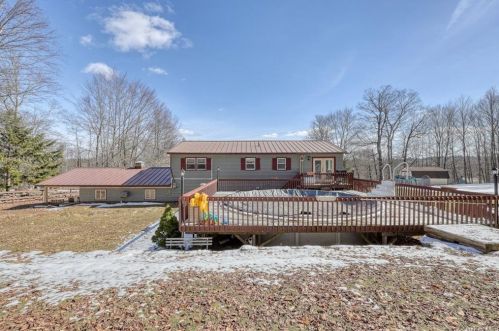 705 Southwoods Dr, Monticello NY  12701-7237 exterior