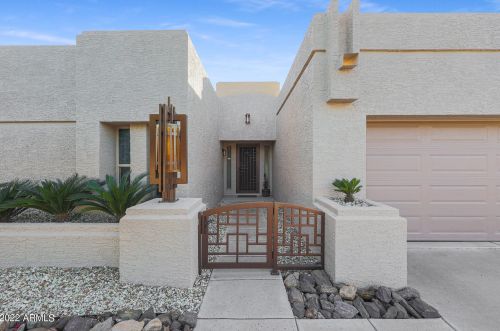 6733 Phelps Rd, Scottsdale, AZ 85254-5654